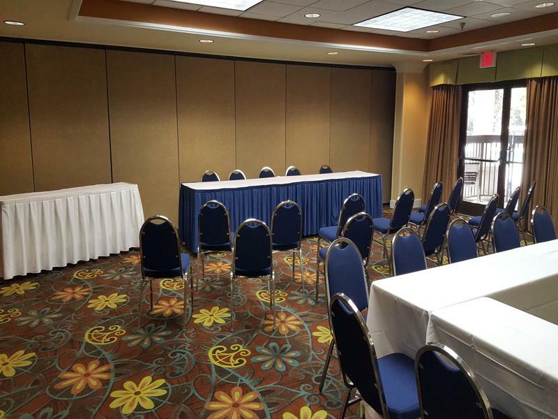Holiday Inn Express & Suites Wilmington-University Center By Ihg מראה חיצוני תמונה
